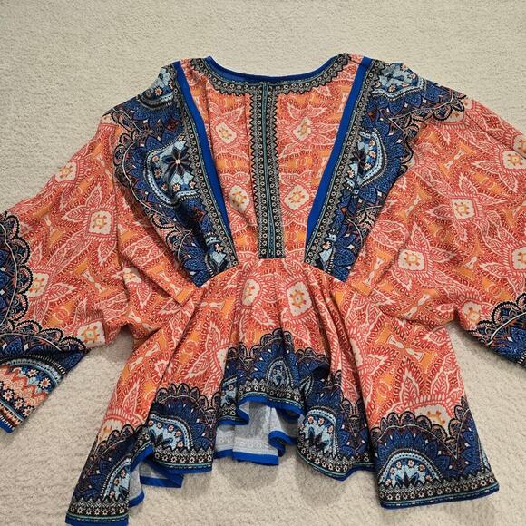 Flying Tomato Dolman Sleeve Printed Top Blouse V-neck Size XS Boho Chic - Picture 5 of 8